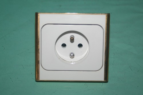 Legrand diplomat prise t - diplomat, 2p+t