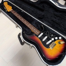 Fender SRV Stratocaster avec