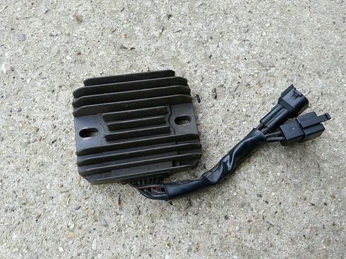 Regulateur tension suzuki 650 - regulateur,