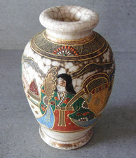 Vase en céramique craquelée