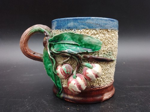 Tasse barbotine majolique - barbotine,