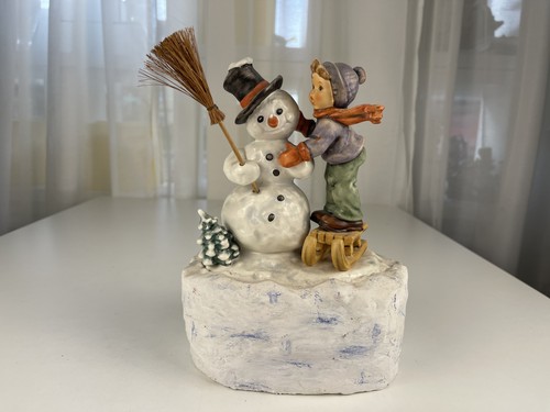 Figurine hummel 2002 - figurine,