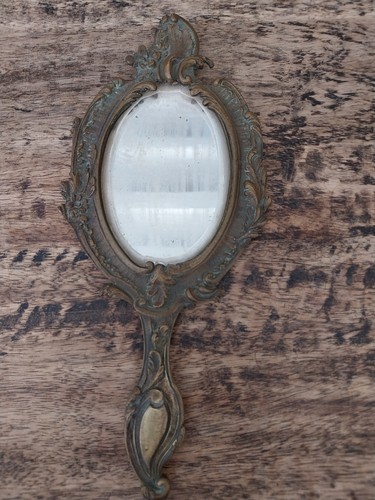 Miroir main ovale ancien - à,