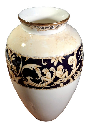 Vase porcelaine wedgwood - en,