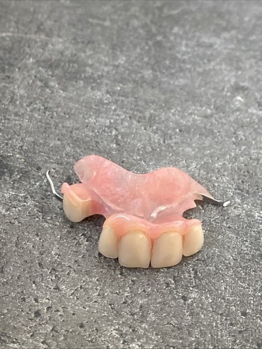 Ancien dentier prothèse - dentier,