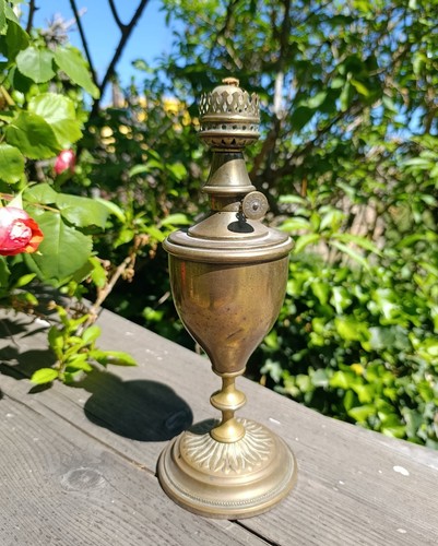 Ancienne lampe pigeon dite - ancienne,