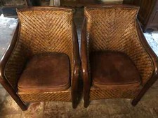 Deux fauteuils bergère en