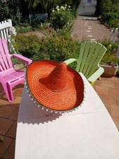 chapeaux mexicains authentique "sombrero" en très bon état. Couleur orange
