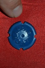 Belle capsule de champagne bleue à encoches avec étoile (N° ?)