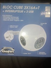 Bloc Cube 3x16A + Interrupteur+3 USB