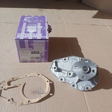 Pompe à eau Renault R12 R15