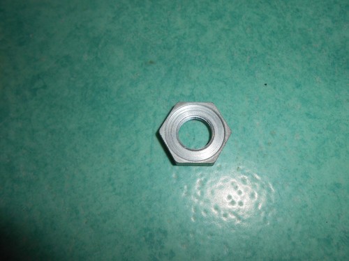Ecrou rotor volant - /,