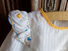 Ancien cache-brassière,layette Bébé,vêtement pour poupée et ours anciens,vintage