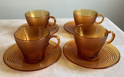 Lot quatre tasses - lot, et