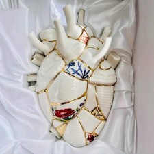 Luxury Porcelain Heart Vase