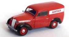 REE CB-173 - Voiture Renault