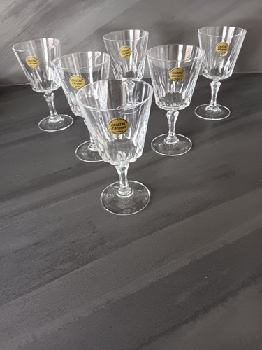 Verre vin rouge 5 cl - a,
