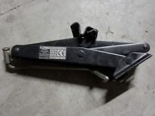 Cric lève voiture voiturette  AIXAM 500.4 