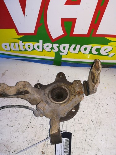 Fusée avant gauche renault - avant,