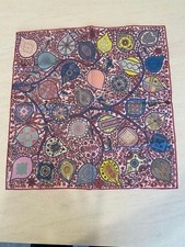 Foulard Hermès en soie rose