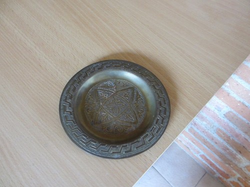 Petite assiette suspendre - petite,