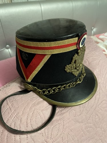 Ancien casque militaire shako - casque,