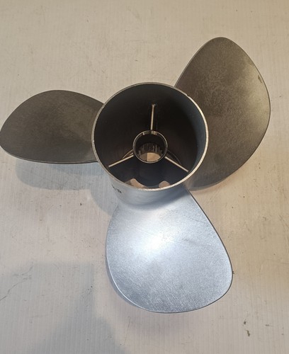 Hélice mercury bravo three - hélice,