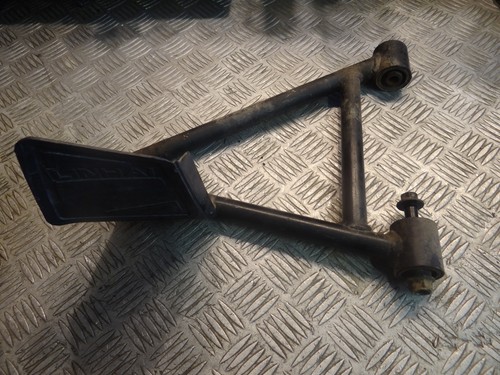 Triangle avant droit quad - avant,