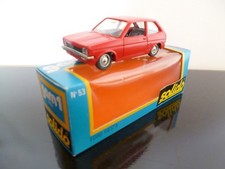 FORD FIESTA SOLIDO  en boite métal 1.43  taxi