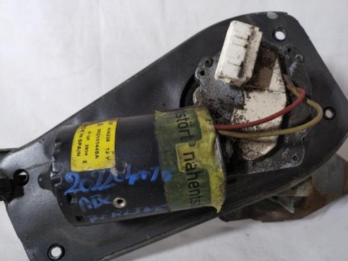 Moteur essuie glace avant