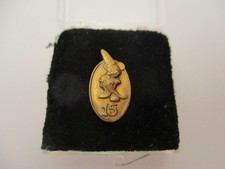 PIN S DISNEY CAST MEMBER  15 ans d ANCIENNETE   N° 2