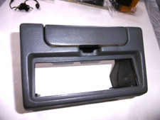 CITROËN CX série 1console d'autoradio grise en très bon état d'usage