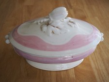 Soupière & légumier blanc & rose &or porcelaine de Paris, prise poire. XIX EME