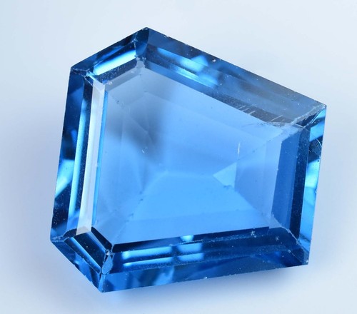 Superbe naturel bleu - superbe,