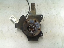 Pivot de moyeu avant droit