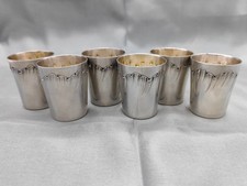 LOURDE SUITE DE 6 VERRES