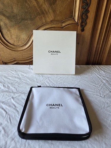 Chanel belle trousse pochette - chanel,