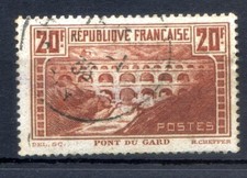 200824 YVERT N° PONT DU GARD  oblitéré
