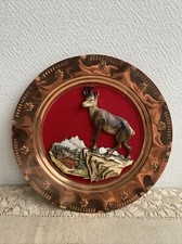 Ancienne Assiette Décorative Cuivre Décor Relief Chamois Montagne Deco Signé 