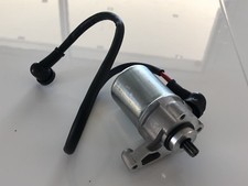 UN DEMARREUR NEUF YAMAHA 125