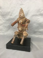 Très intéressante statue