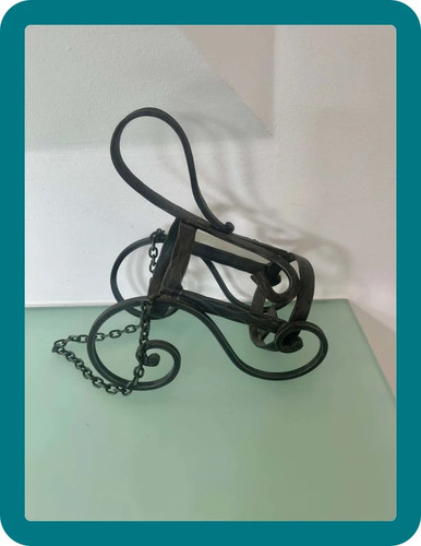 Porte bouteilles vin ancien - à,