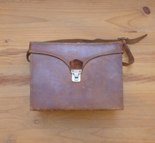 Sacoche appareil photo  en cuir vintage, circa 1950