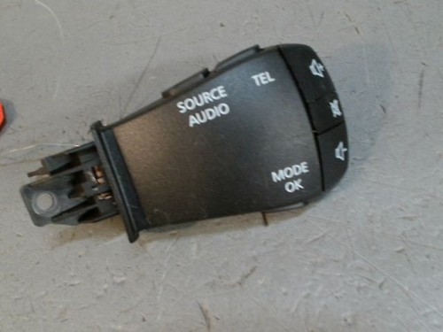 Commande autoradio - 🇫🇷,