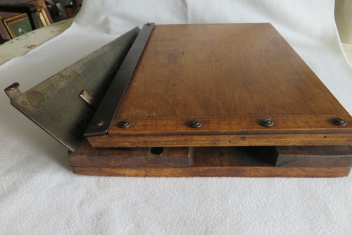 Ancien massicot en bois - ancien,