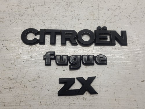 Monogramme sur hayon pour