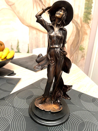 Sculpture bronze femme - bronze,