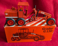 Niveleuse, travaux public 1:50