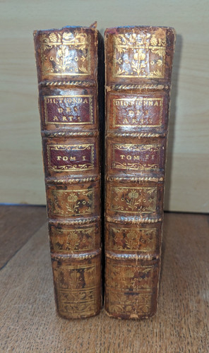 Livre ancien dictionnaire des - livre,