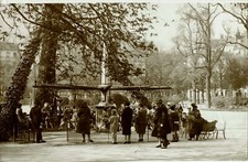 FRANCE PARIS Ca 1930 Photo de Presse Manège Chevaux de bois aux Champs Elysées